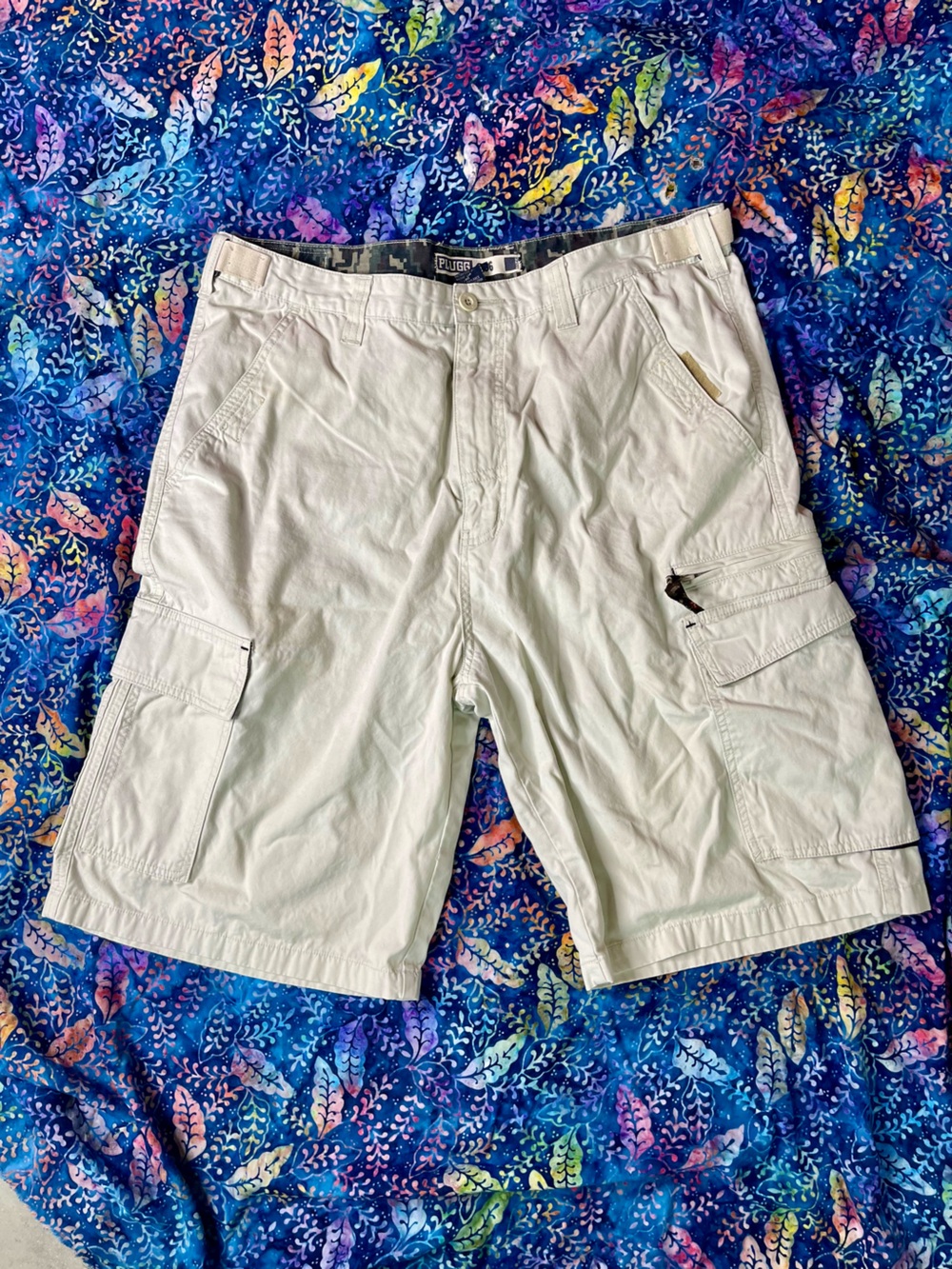 Plugg Men's Sand Off White Y2K 90s Grunge Long Cargo Skater Shorts 36